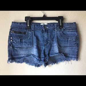 Jean short shorts